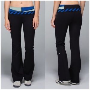 LULULEMON - Groove Pant (Lione black/ Quilt Winter)